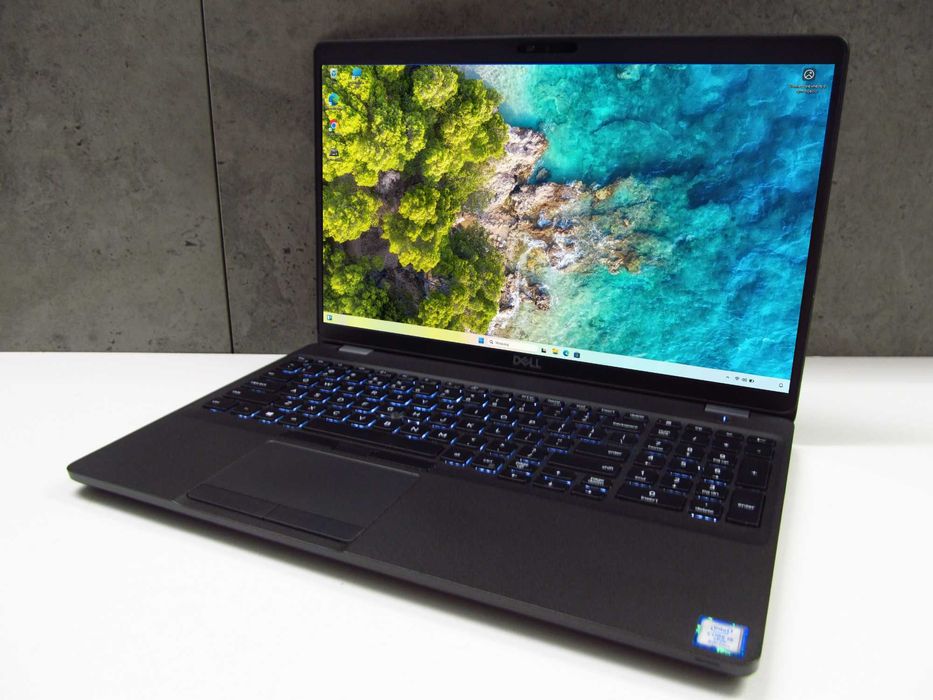Dell Latitude 5500 Intel i5 8365U 8-Gen Ram 8GB dysk 256SSD Full HD gwarancja Windows 11 Laptop do pracy biura warsztatu biznesowy na Komunię 15,6"