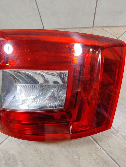 Skoda Octavia 3 III kombi lampa prawa tył wysyłka OLX