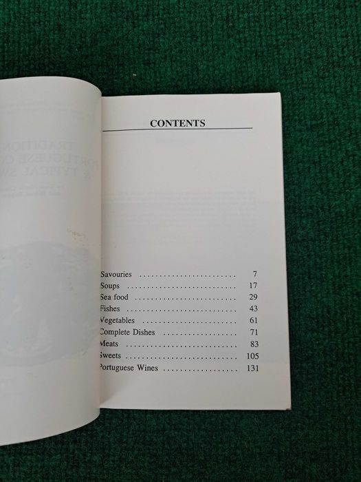 Traditional Portuguese Cooking - Rosa Maria Cunha and Helena Raposo