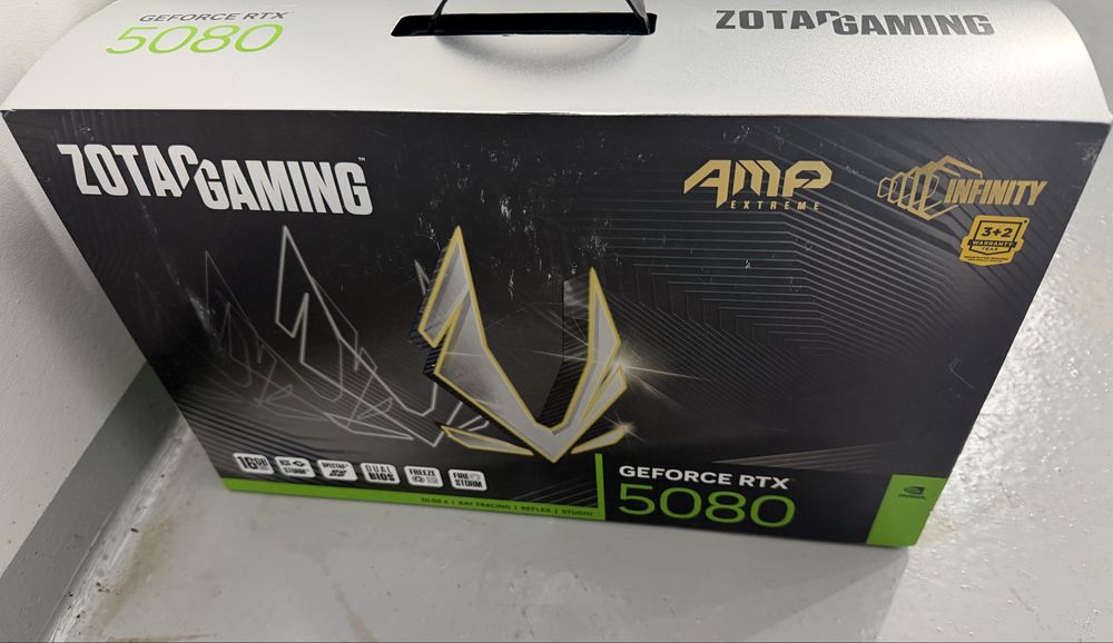 Zotac geforce rtx 5080 amp extreme infinity 16gb