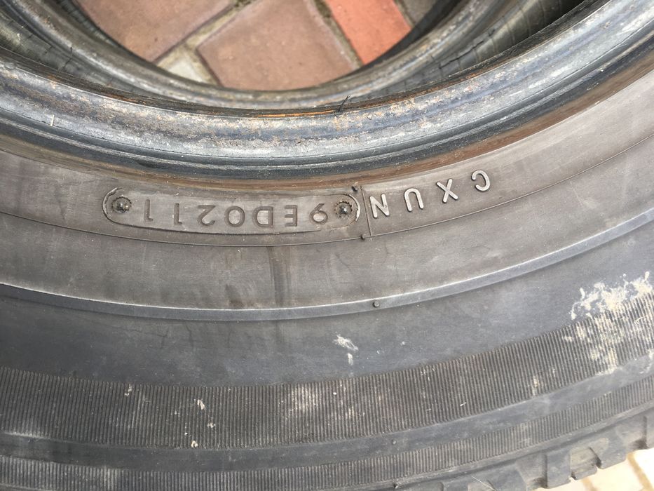 Шини Toyo 225/70 R15C