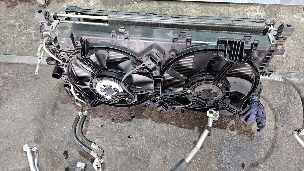 Chłodnice komplet chłodnic A20DTH 2.0 cdti automat opel insignia a