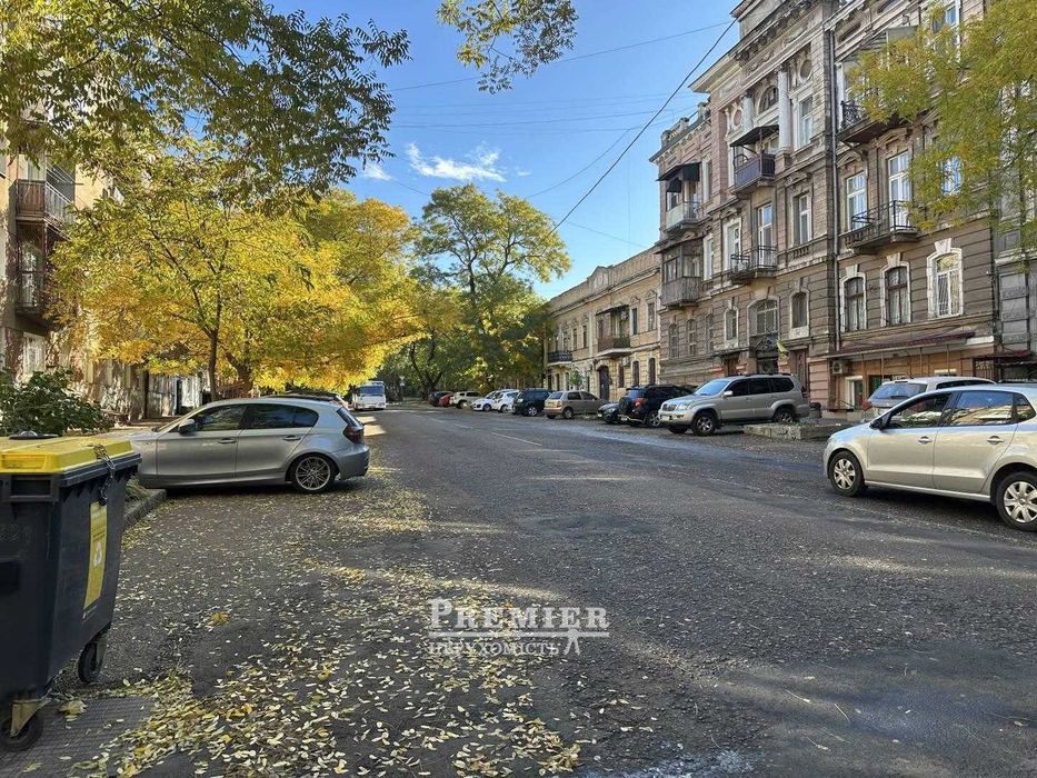 Стара добра Одеса в бельгійці біля парку Шевченка: тиха розкіш, стиль, простір і атмосфера!