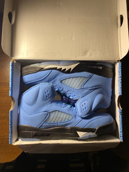 Nike Air Jordan 5 UNC University Blue