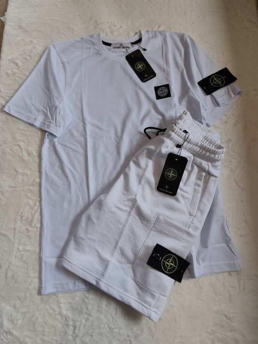 Conjunto desportivo Stone Island