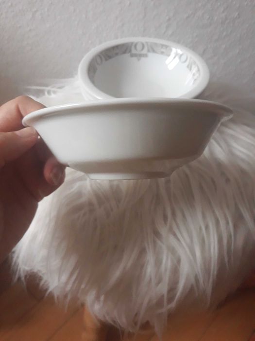 Miseczki 4szt., porcelana Orbis, marki Lubiana, sygnowane.