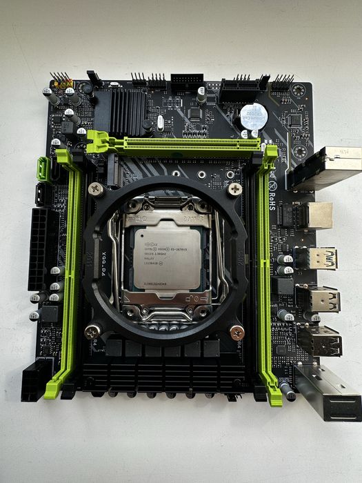 Intel Xeon E5-2670V3 + X99-P4