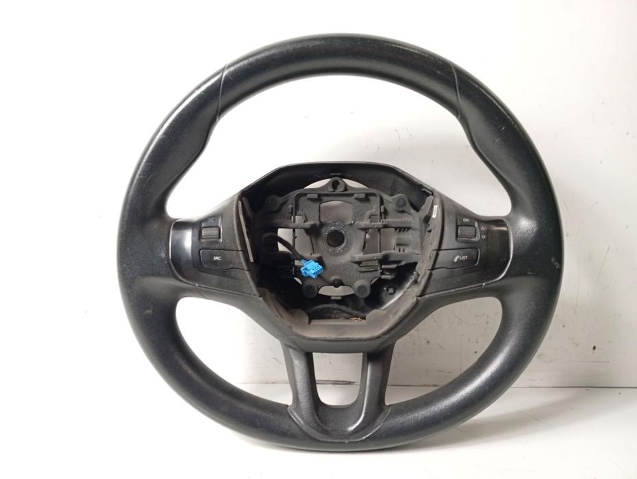 volante peugeot 208