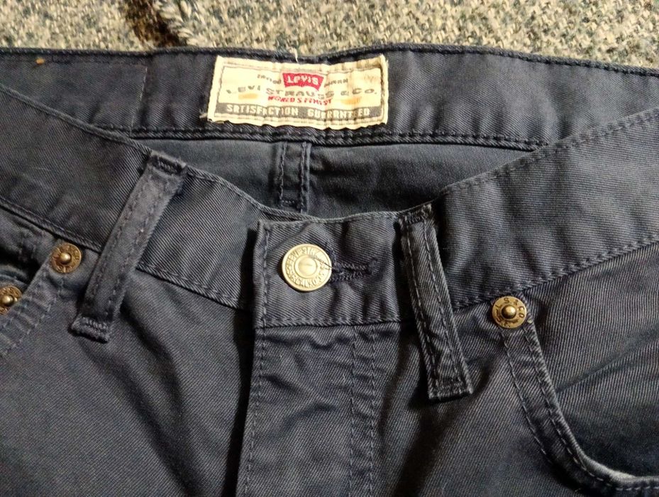 подростковые  джинсы летние LEVIS 495 W28L32 классика ИТАЛИЯ