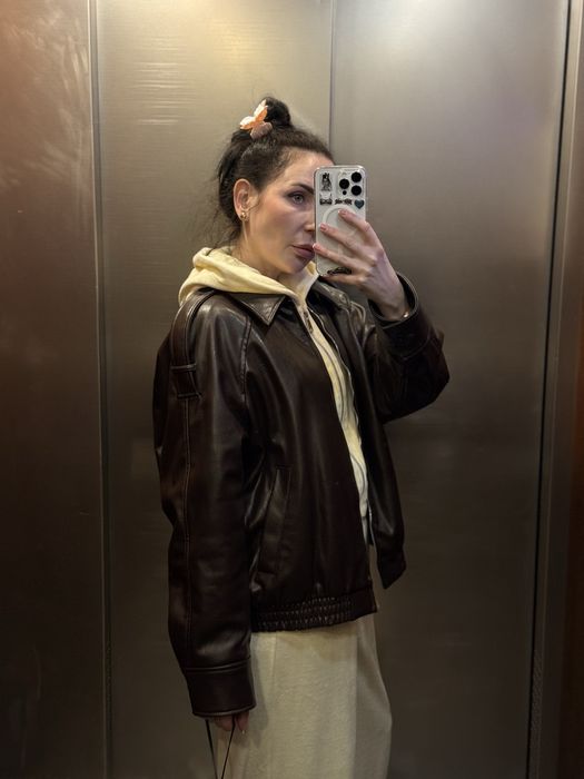 Продам куртку Zara