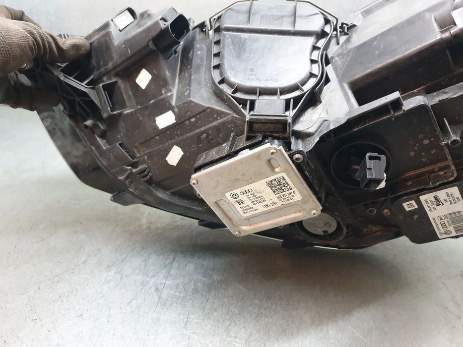 Ótica / farol direita VOLKSWAGEN Golf Sportsvan (AM1)