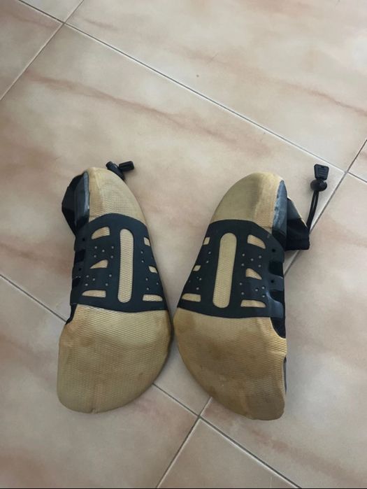 Botas surf Xcel 1mm reef booties