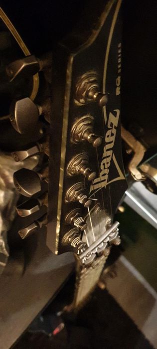 Guitarra Eléctrica Ibanez RgT Giger