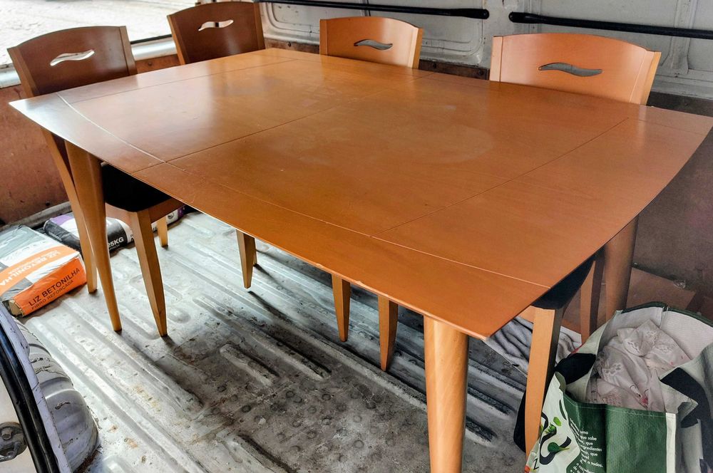 Liquidação Total!! > Mesa e 4 Cadeiras 70€!! (Pinhal Novo, Setúbal)