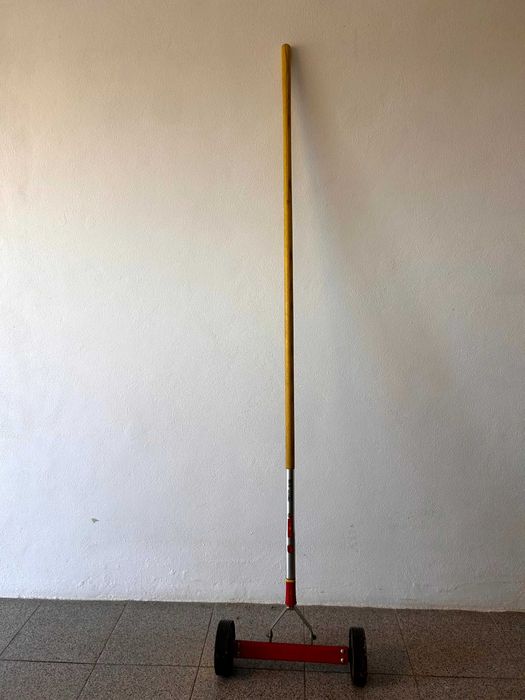 ESCARIFICADOR Relva Rolo de mão marca Wolf com CABO como novo