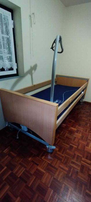Cama articulada elétrica com colchão