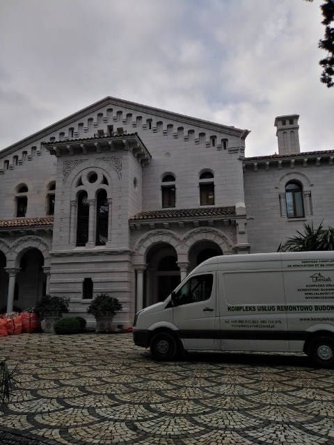 Kompleksowe wykończenia wnętrz klimatyzacje płytki instalacje gładź