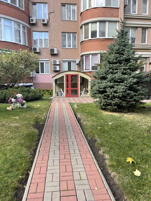 Сдам место бровисти, визажисту, перманент, нарашивание