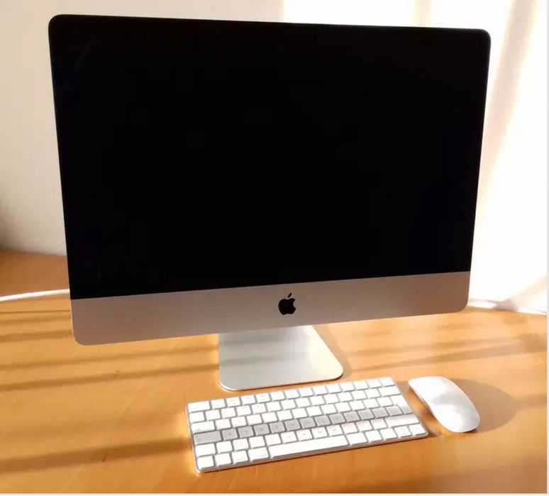 iMac 21,5" - 8GB RAM, 500GB SSD, macOS Monterey (12.6.5)