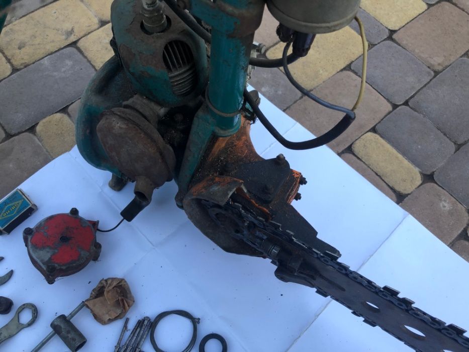 Бензопила Дружба 4 (бензиновая пила) СССР