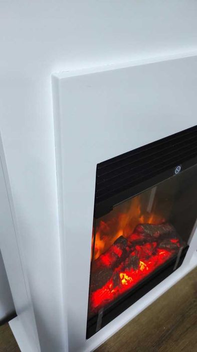 Kominek elektryczny DIMPLEX BELLINI WHITE 1500W OPTIFLAME biały
