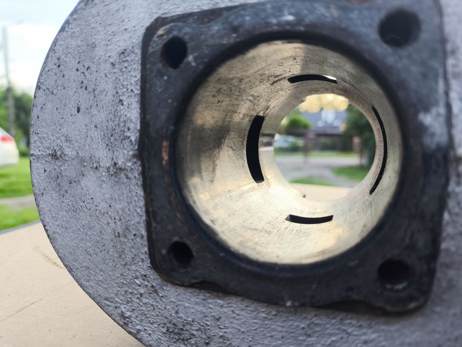 Cylinder wsk wfm okrągły 125