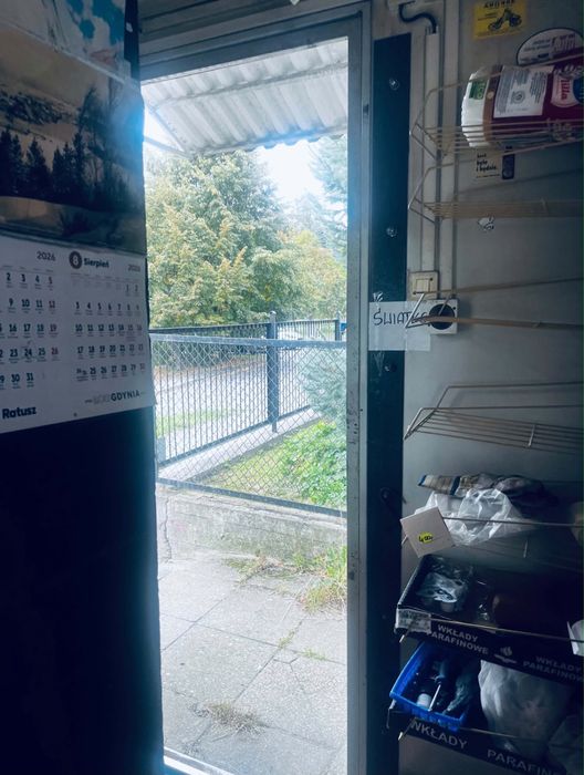 Sprzedam pawilon , kiosk z lokalizacją  Gdynia