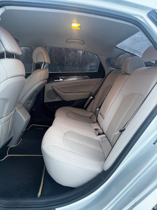 Продам Hyundai Sonata