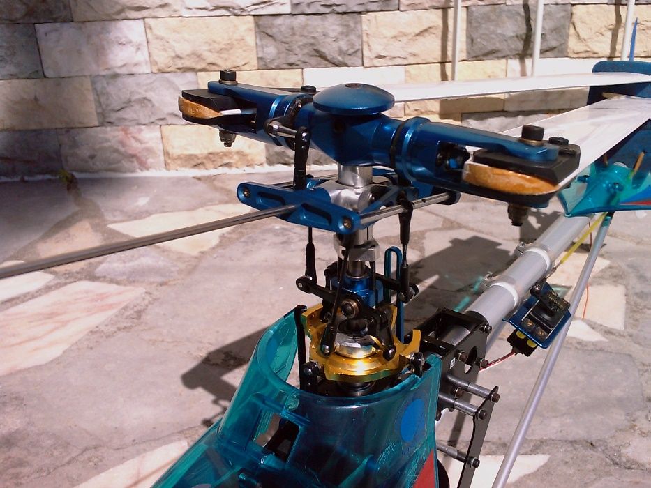 Helicoptero HIROBO Shuttle Pro (totalmente metálico) como NOVO