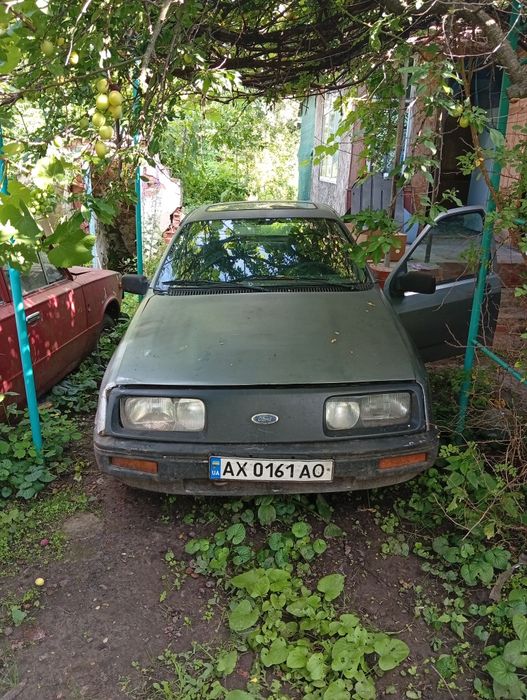 Форд Сиера 1985 года