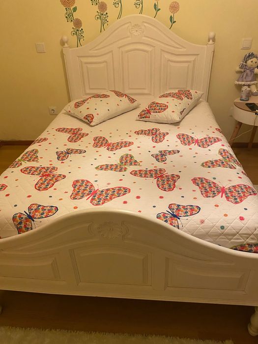Cama de solteiro - estilo romântico