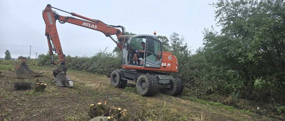 Wycinka samosiewów, koszenie, równanie terenu