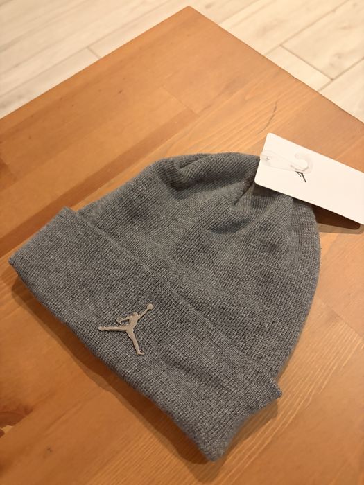 Czapka zimowa jordan szara nowa z metkami Nike