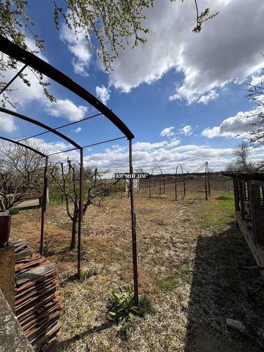 Продається будинок поруч м.Чоп