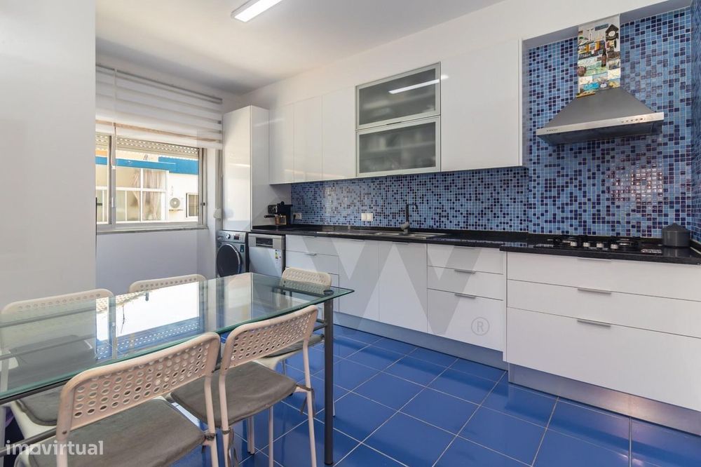 Apartamento T3 com Suite – Rua Agostinho Neto, Alhos Vedros – 287.500,