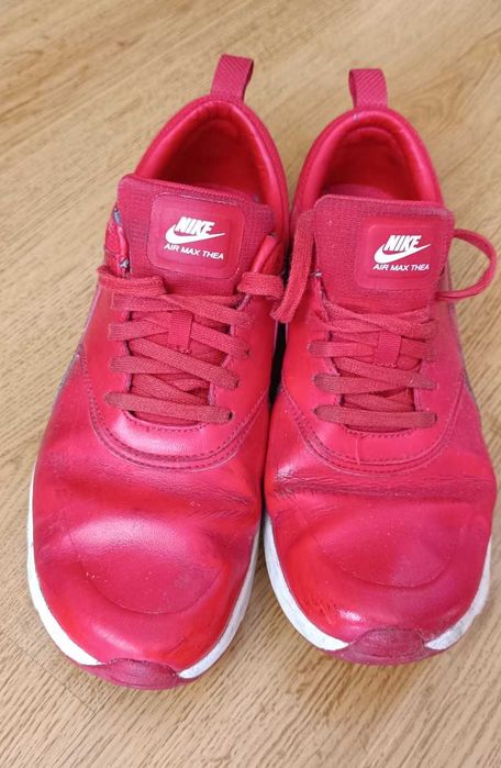 Buty Nike czerwone 40