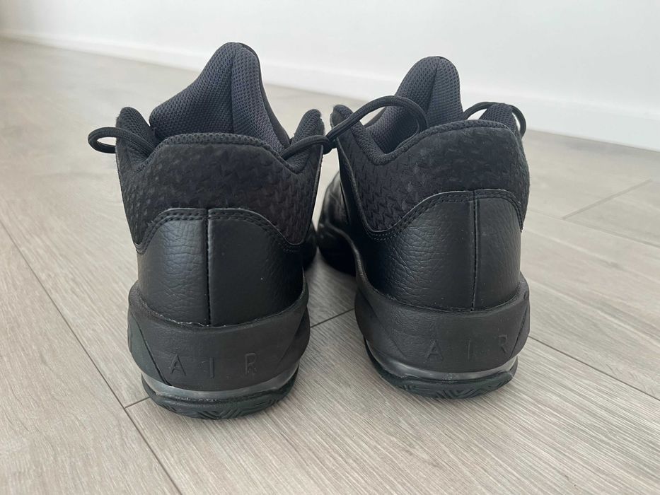 Air Jordan Max Aura 3