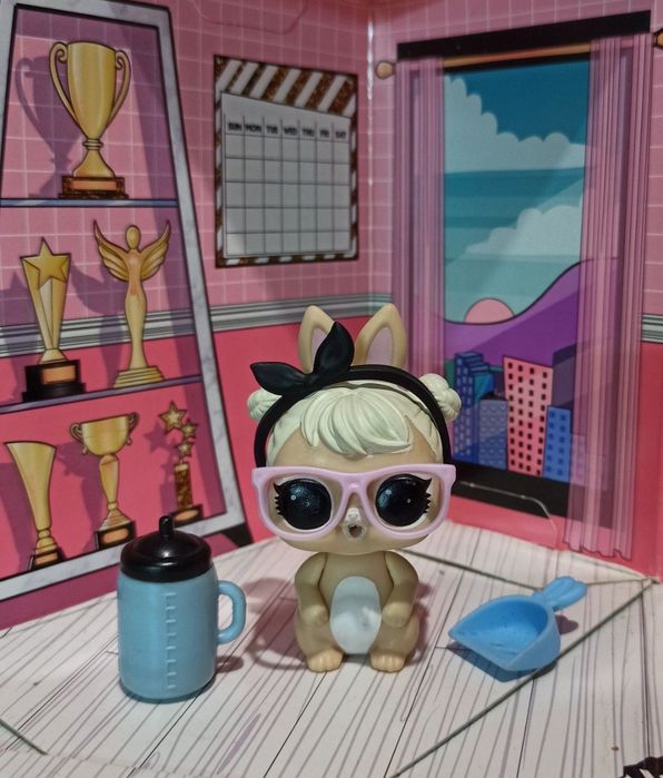 Продам коллекцию Питомцев Лол: Сова Foxy, Brr B.B.,Скунс Черлидер и др