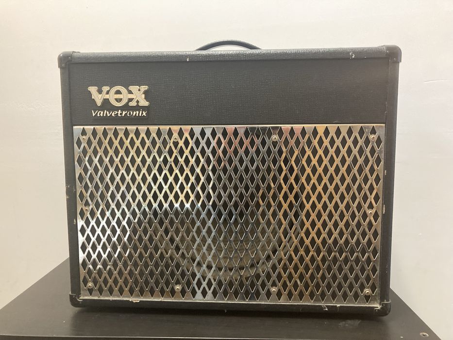 Amplificador guitarra Vox AD50VT