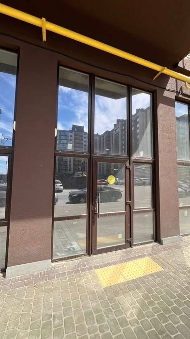 Комерційне приміщення в ЖК Атлант