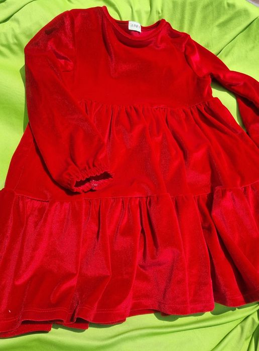 Тепла сукня для дівчинки