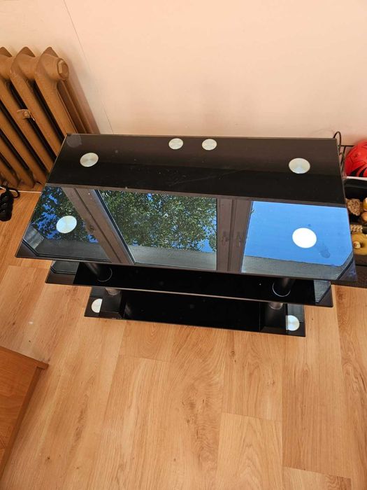 Sprzedam stolik pod telewizor