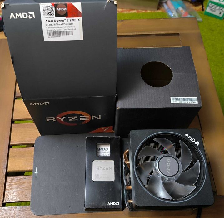 Процессор Ryzen 7 2700X