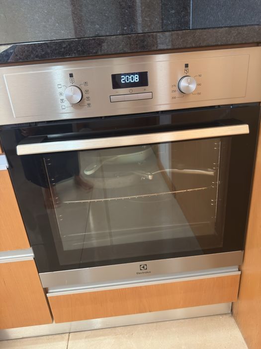 Forno de encastrar Electrolux