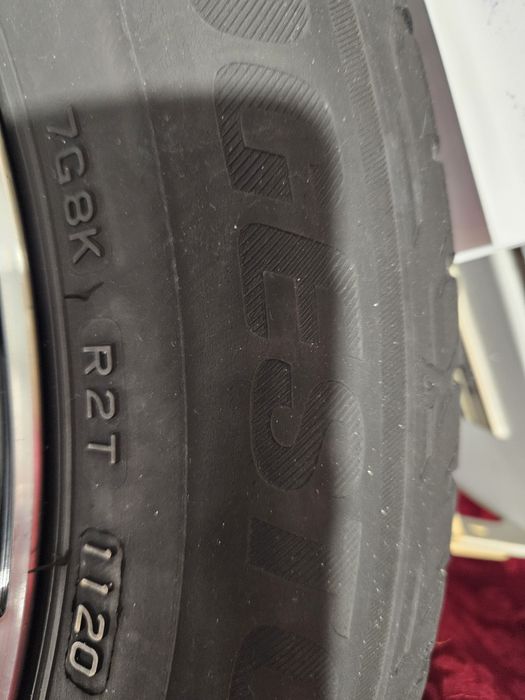Продам шини Bridgestone Turanza T001  205/55 R 16