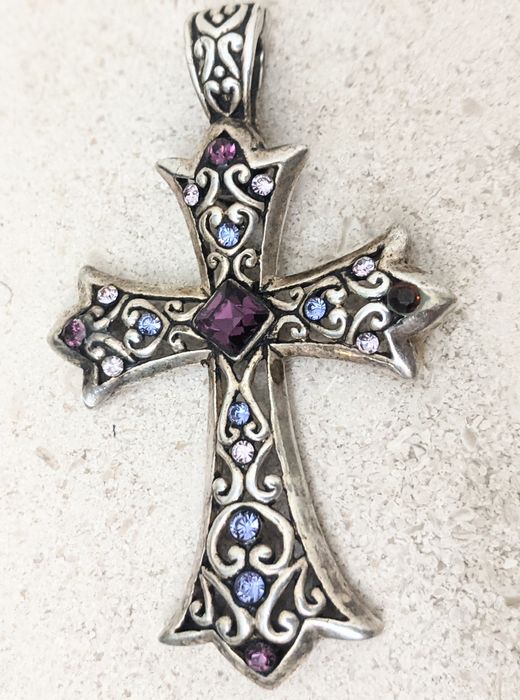 Antigo Grande Cruz pendente com ametistas marca MJ