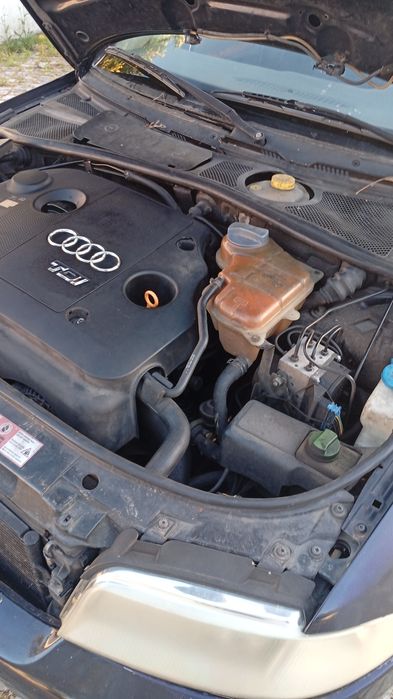 Carro  Audi A4 ano 2000
