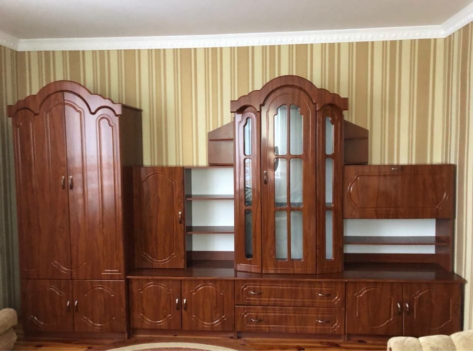 Продам стінку , меблі