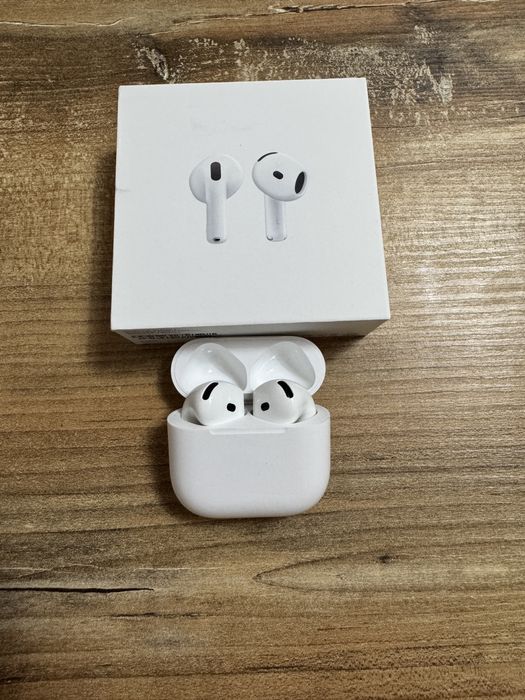 Apple Air pods 4