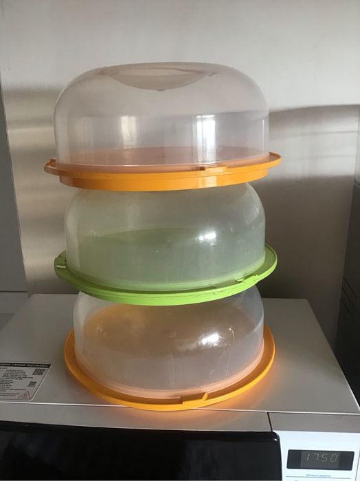 Тортницы для выпечки и хранения , щипцы , рюмки, бокалы